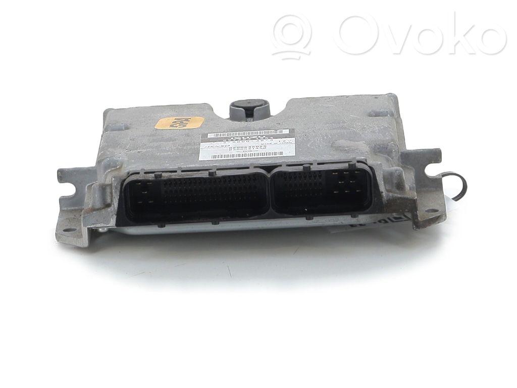 Engine control unit/module   8200646025,K15112C
