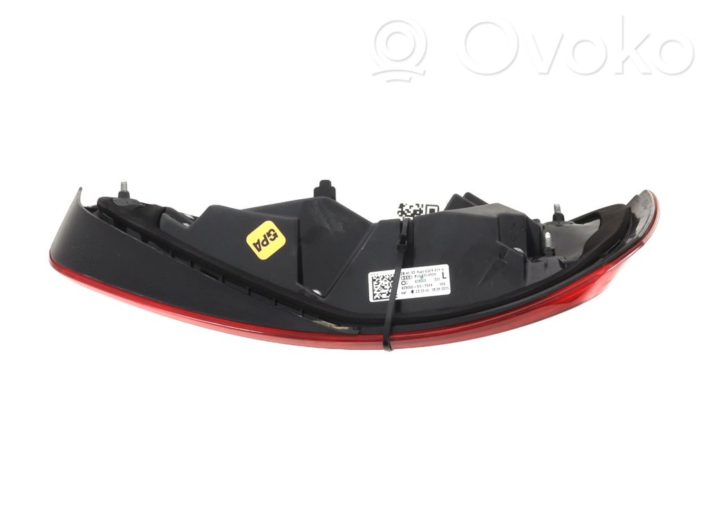 Lampa tylna   8U0945093T,K11673J