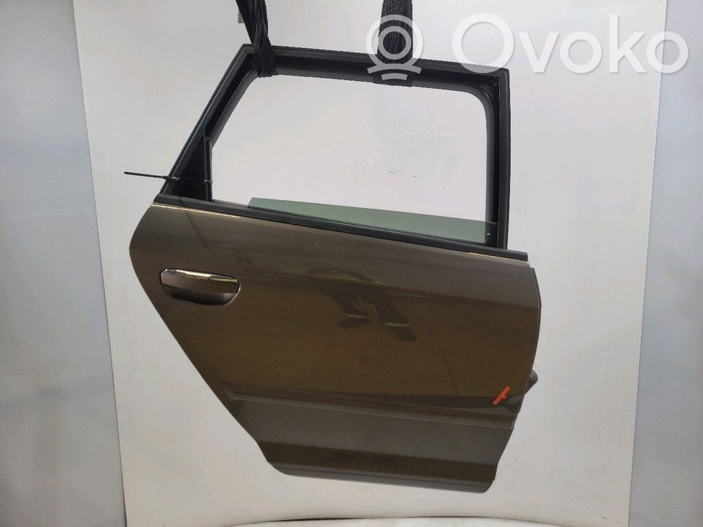 Drzwi tylne   8P4833052A,T14079E
