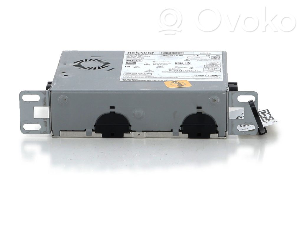 Renault Twingo III Radio/CD/DVD/GPS head unit 