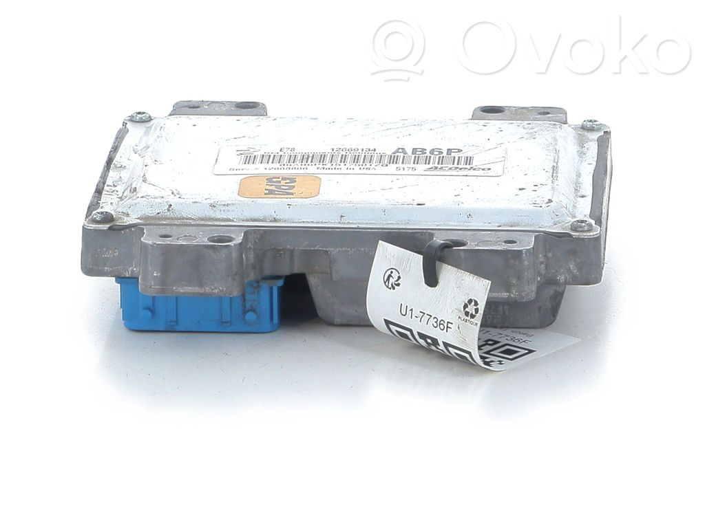Opel Meriva B Engine control unit/module 