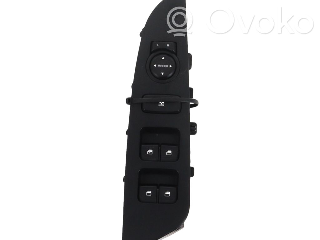 KIA Stonic Electric window control switch 
