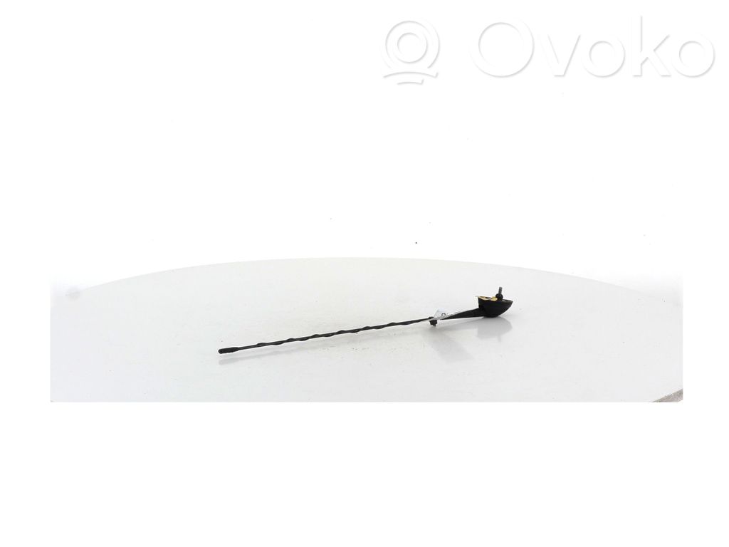 Opel Agila B Radion antenni