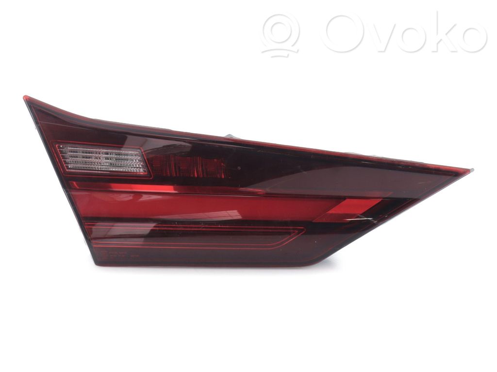 BMW 1 F40 Takaluukun takavalot 