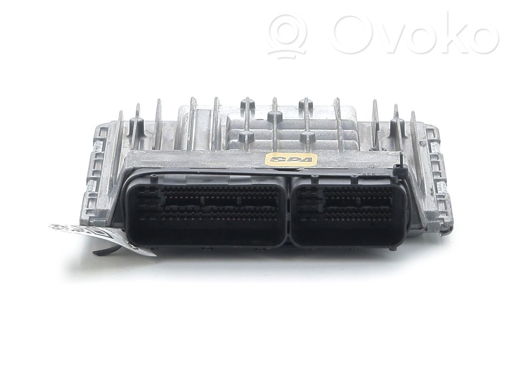 BMW 1 E81 E87 Engine control unit/module 