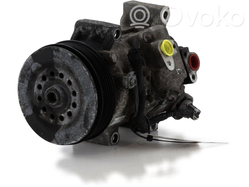 Kompresor / Sprężarka klimatyzacji A/C   883101A660,J04663M