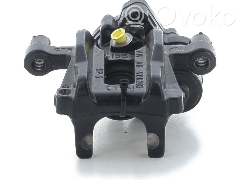 Audi A3 8Y Tylny zacisk hamulcowy 