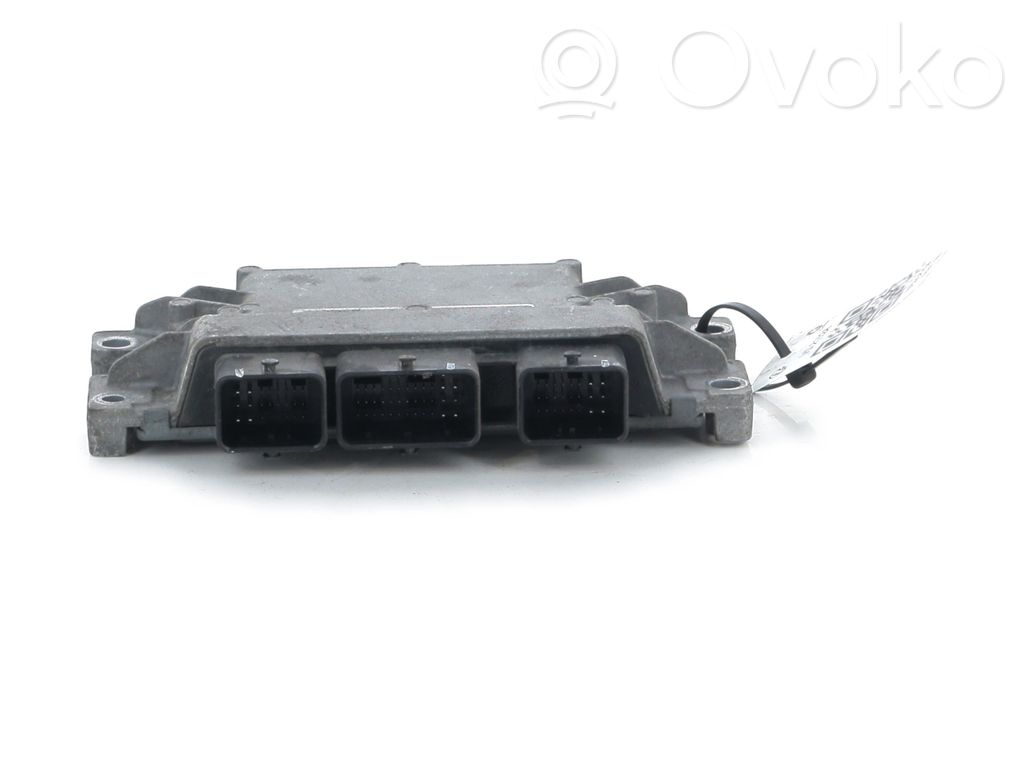 Engine control unit/module   8201076690,V02152A