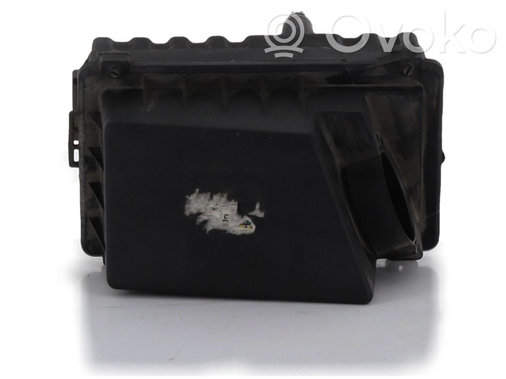 Ford Focus Air filter box 