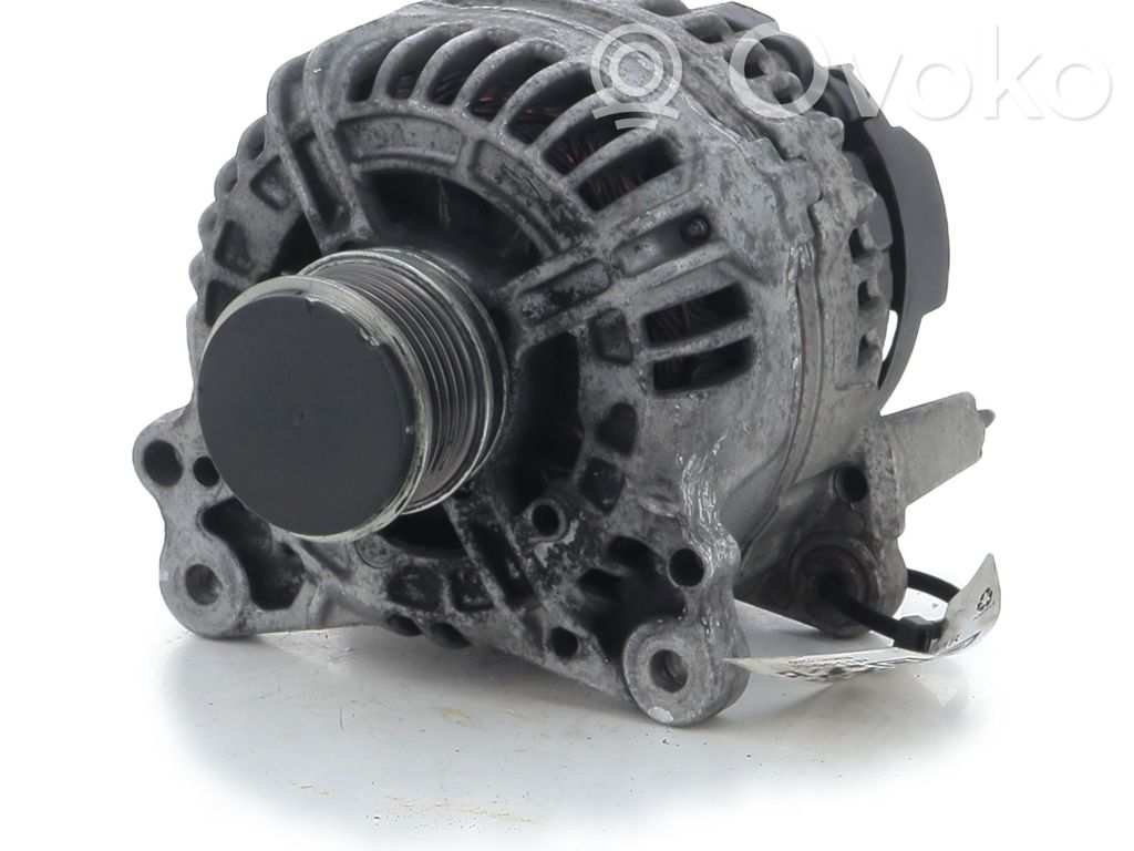 Volkswagen Golf IV Alternator 