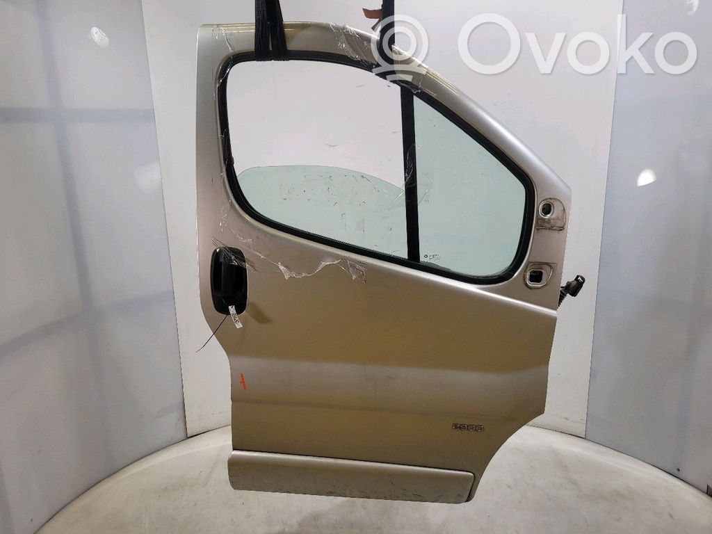 Opel Vivaro Ușă față 
