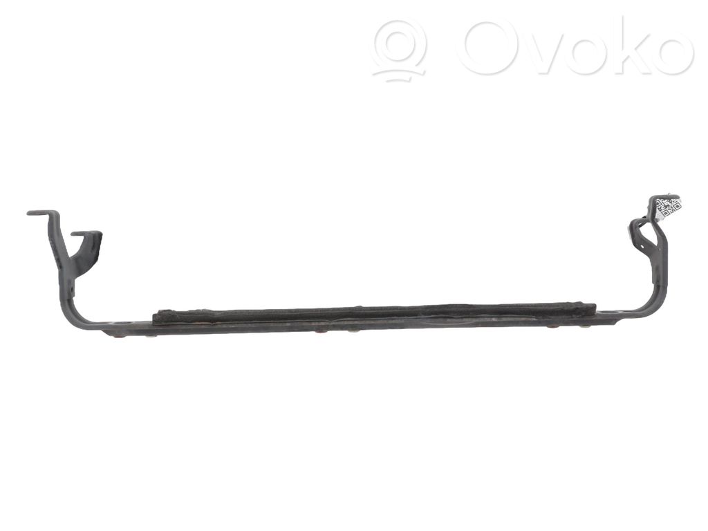 Ford C-MAX I Radiatoru paneļa apakšējā daļa (televizora) 