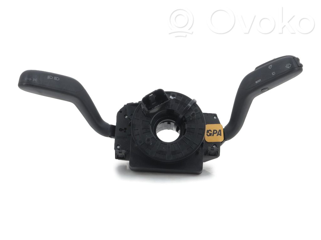 Seat Ibiza IV (6J,6P) Interruptor/palanca de limpiador de luz de giro 
