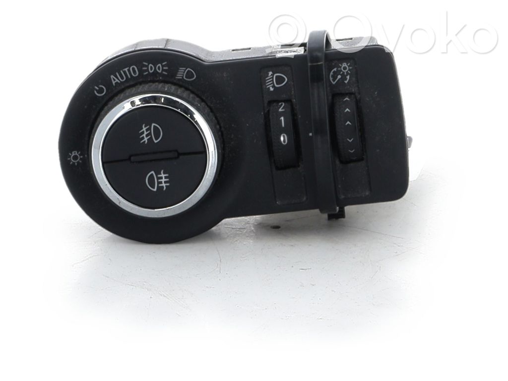 Opel Insignia A Light switch 