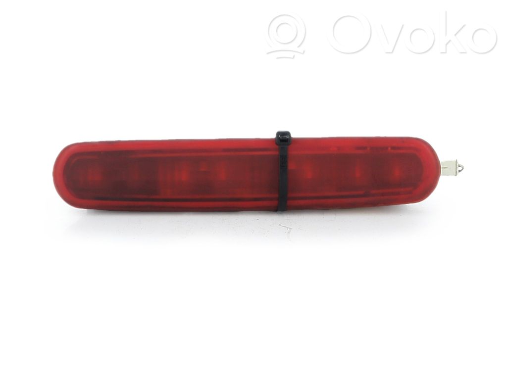 Fiat Doblo Third/center stoplight 