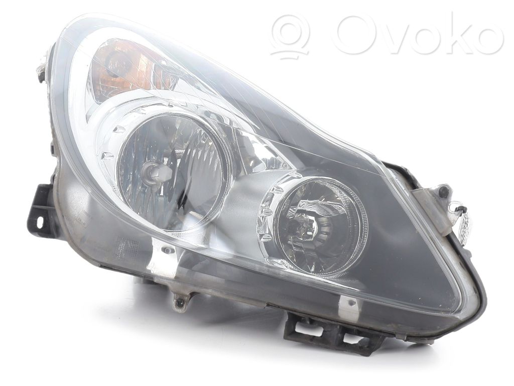 Opel Corsa D Faro/fanale 