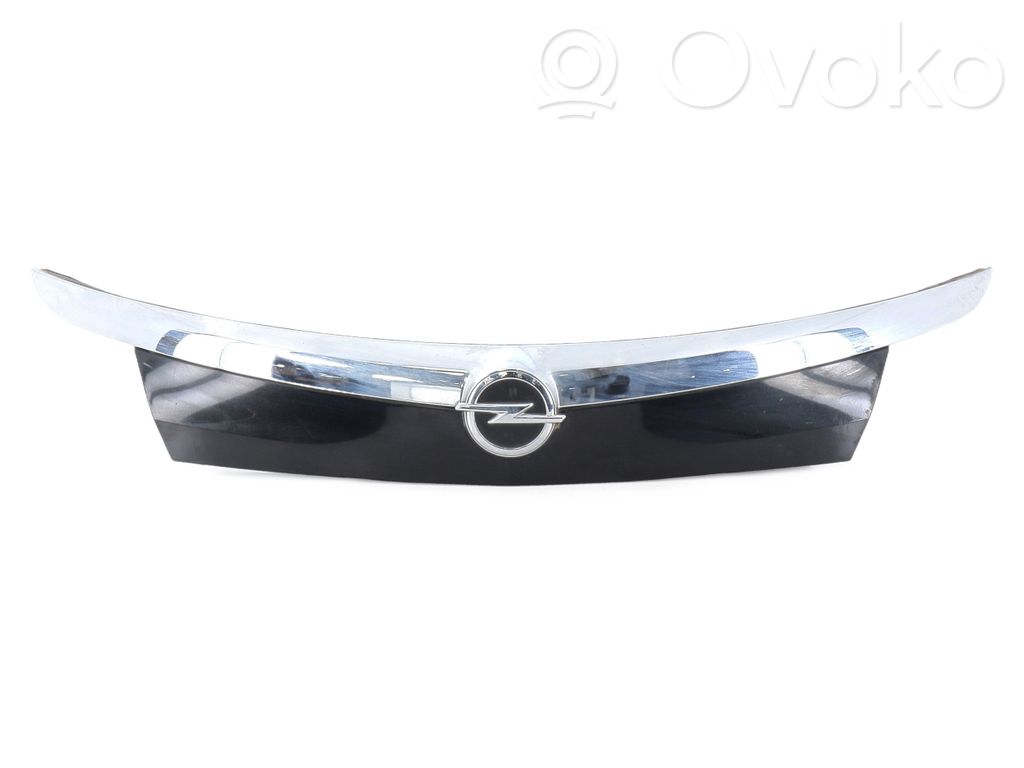 Opel Insignia A Klamka zewnętrzna drzwi tylnych samochodów dostawczych 