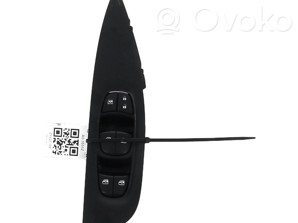 Przyciski szyb   25401HV02B,A03555Z