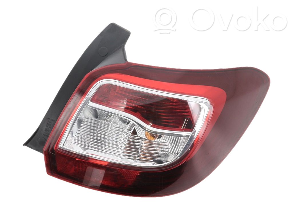 Dacia Sandero Lampă spate în caroserie 