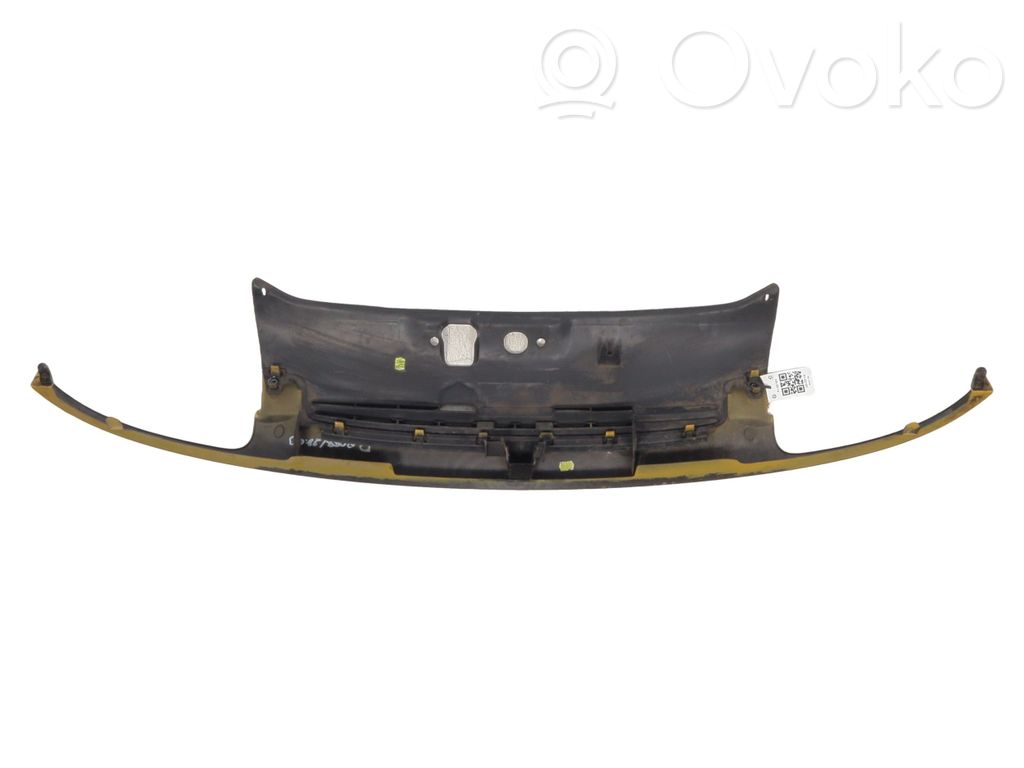 Maskownica / Grill / Atrapa górna chłodnicy   7701470684,A10318N