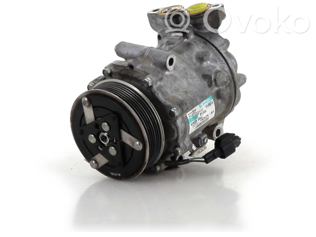 Kompresor / Sprężarka klimatyzacji A/C   2308196,M06768U