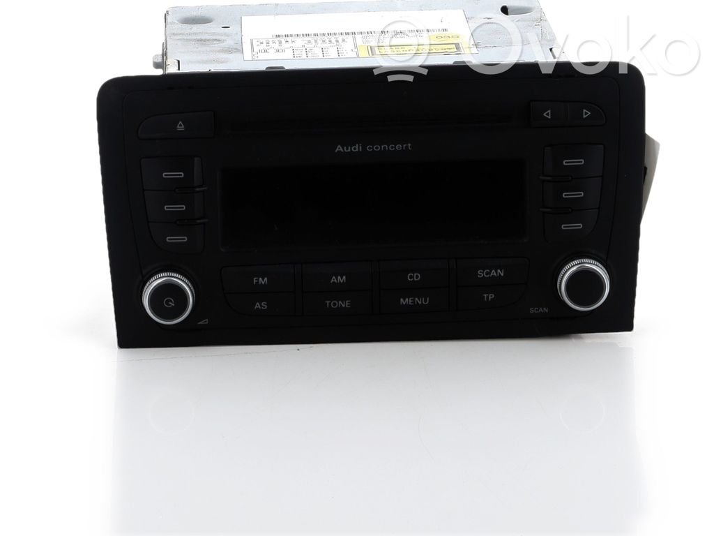 Panel / Radioodtwarzacz CD/DVD/GPS   8P0057152F,E06409P