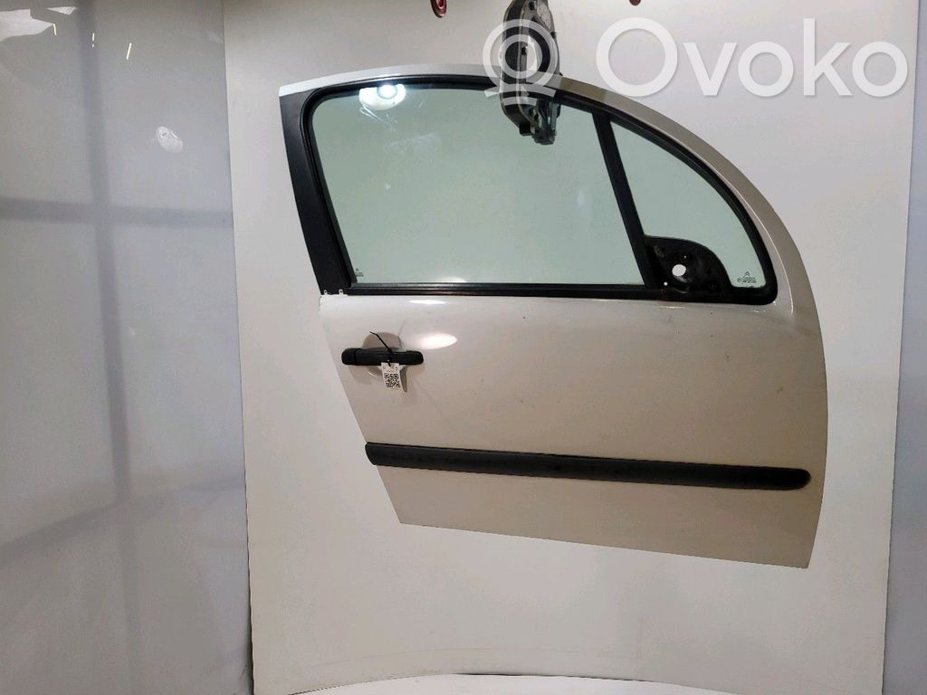 Puerta delantera   9004V1,Y04791I