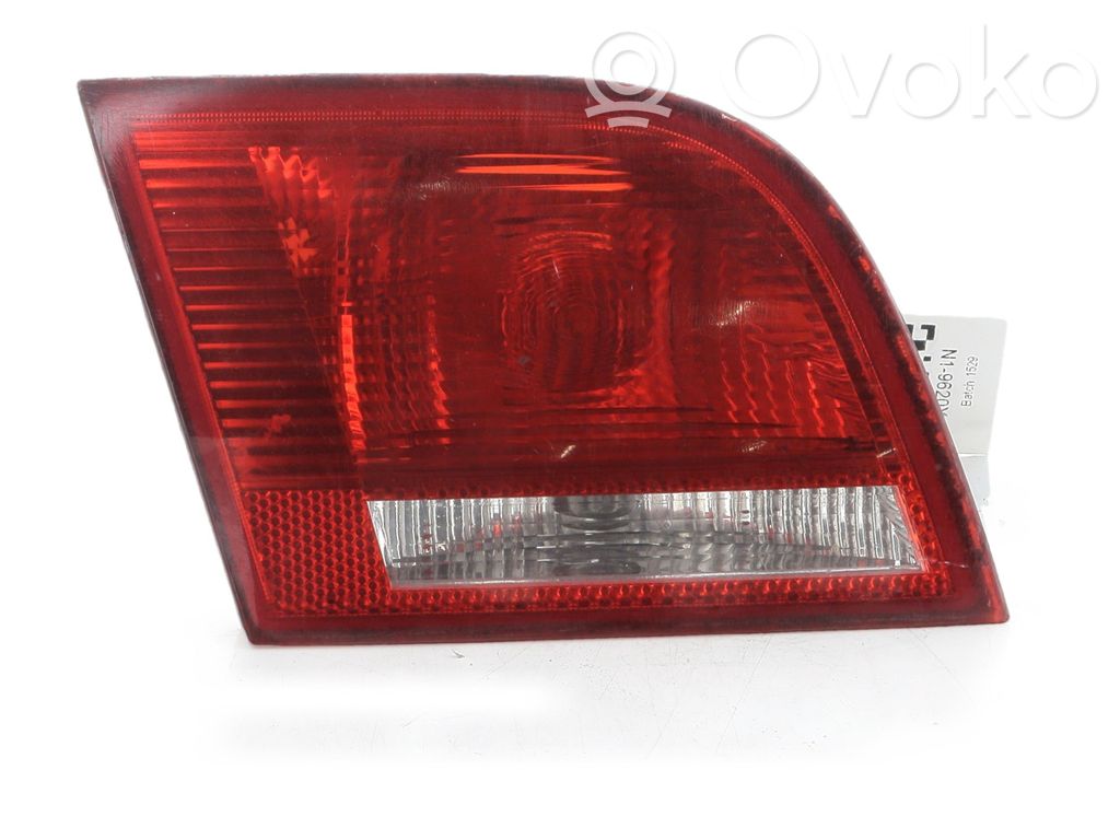 Audi A3 S3 A3 Sportback 8P Lampy tylnej klapy bagażnika 