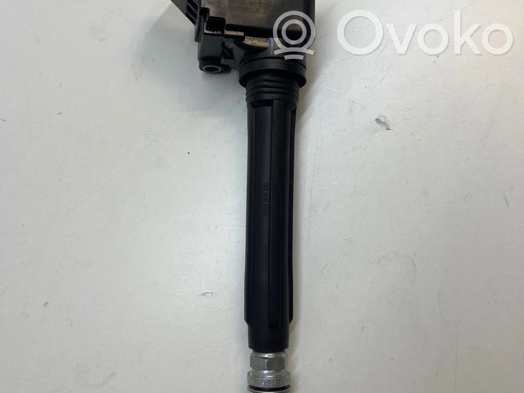 Audi A4 S4 B9 Cewka zapłonowa wysokiego napięcia 
