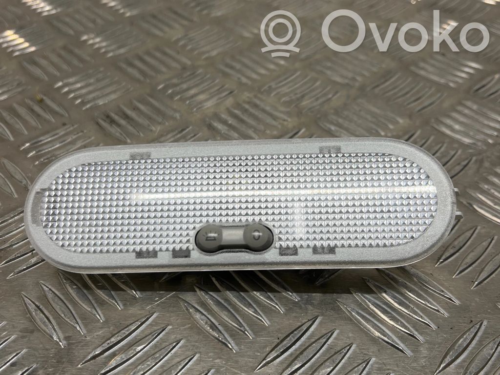 Nissan Qashqai Rear seat light 