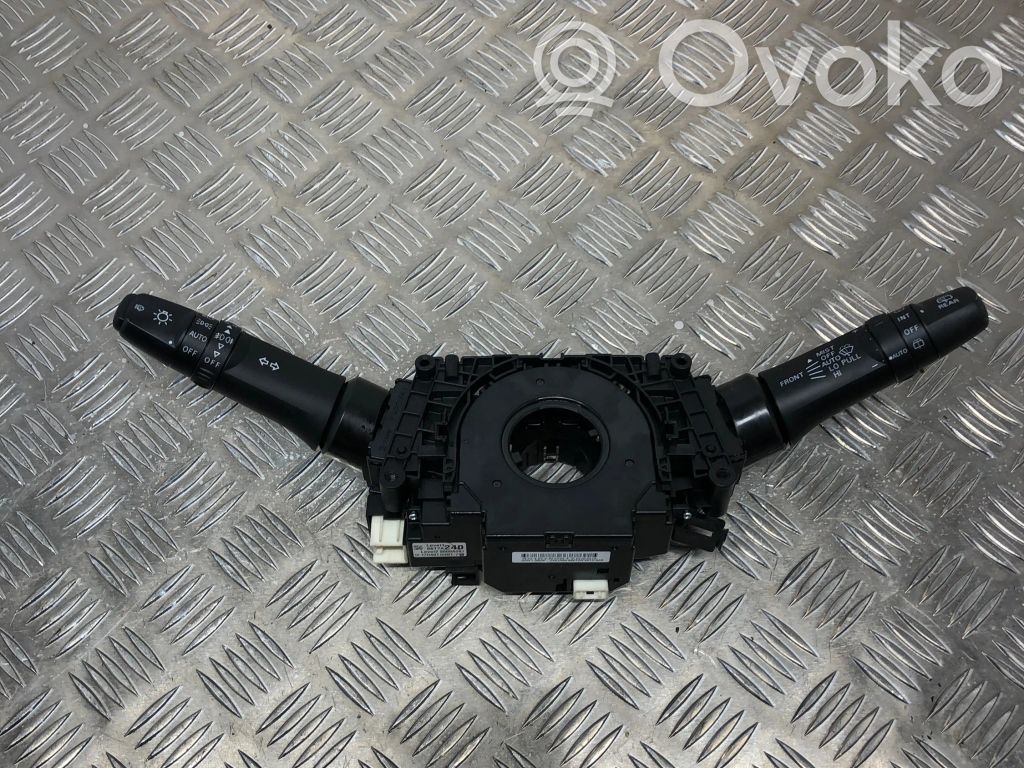 Mitsubishi Outlander Wiper turn signal indicator stalk/switch 