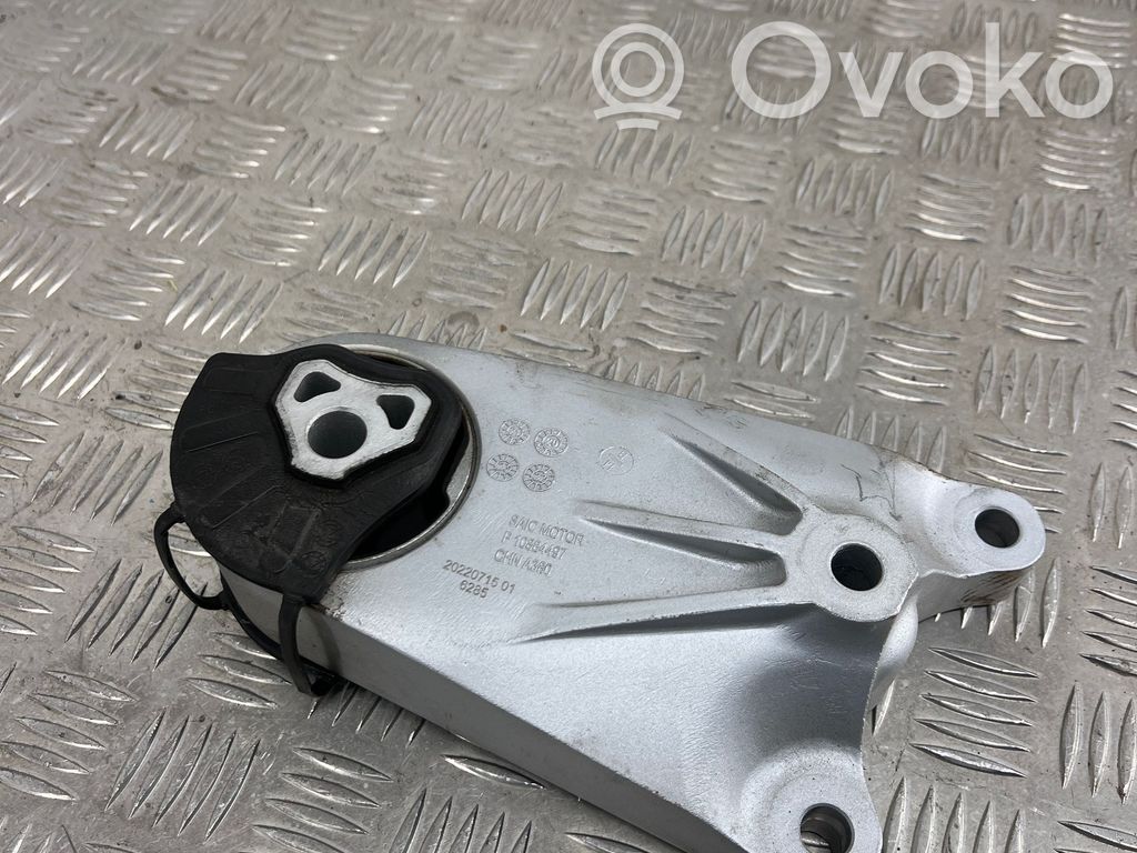 MG ZS Engine mount bracket 