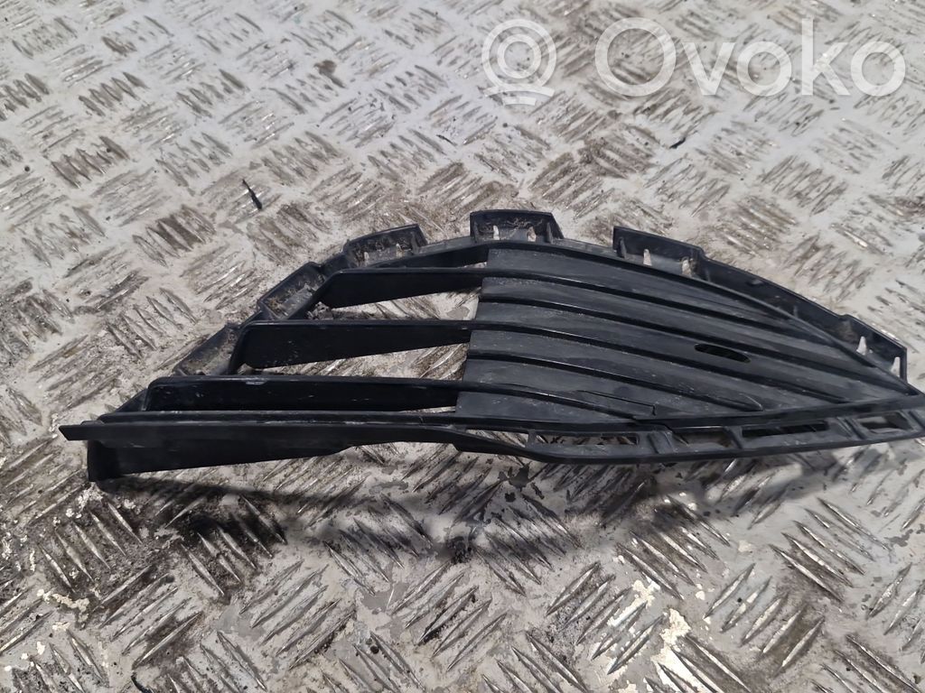 BMW 4 G22 G23 G24 G26 Kratka dolna zderzaka przedniego 