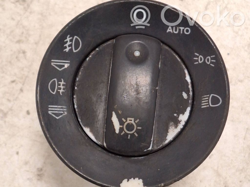 Interruptor de luz   8E0941531D,K34958,K24956,8E0941531D5PR