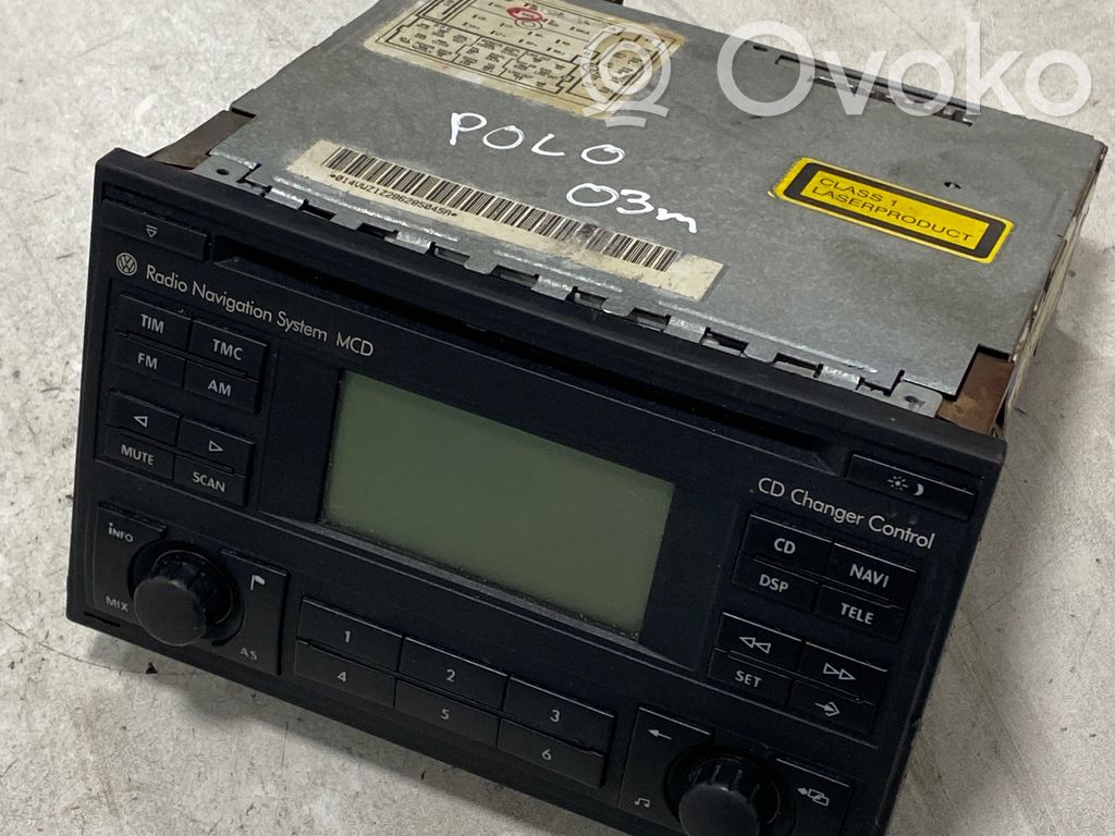 Volkswagen Polo Unità principale autoradio/CD/DVD/GPS 