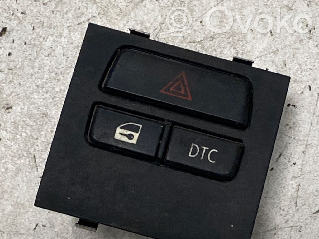 Hazard light switch   549549511