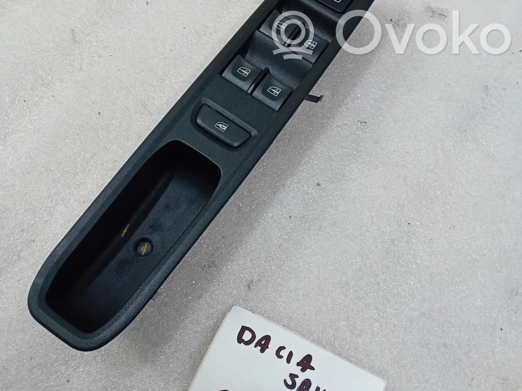 Dacia Logan III Quarter vent window switch 