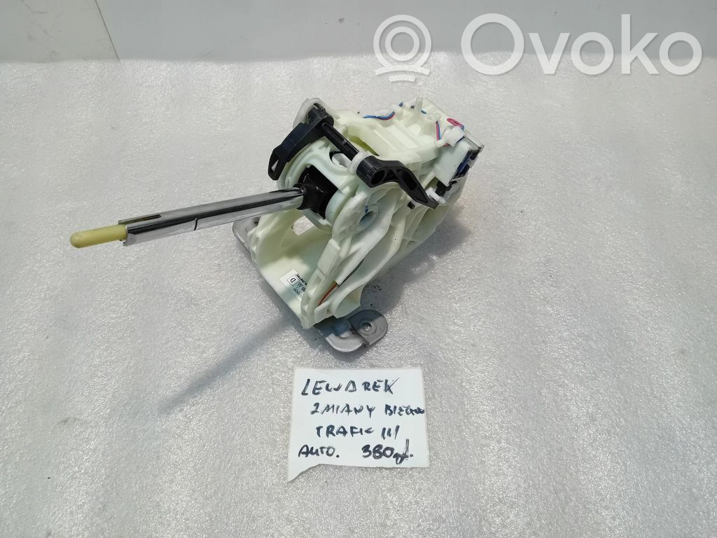Opel Vivaro Selector/cambiador de marcha en la caja de cambios 