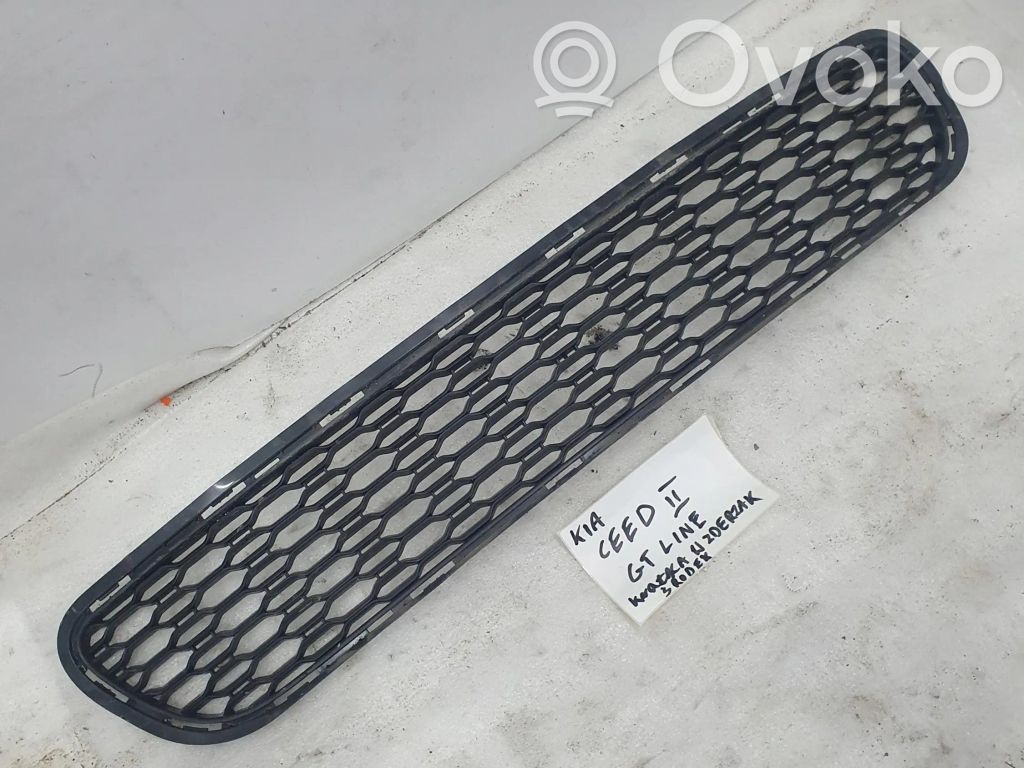 KIA Ceed Front bumper lower grill 