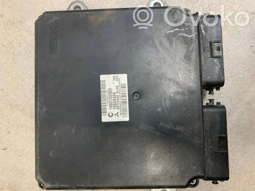 Mitsubishi Colt Engine control unit/module 