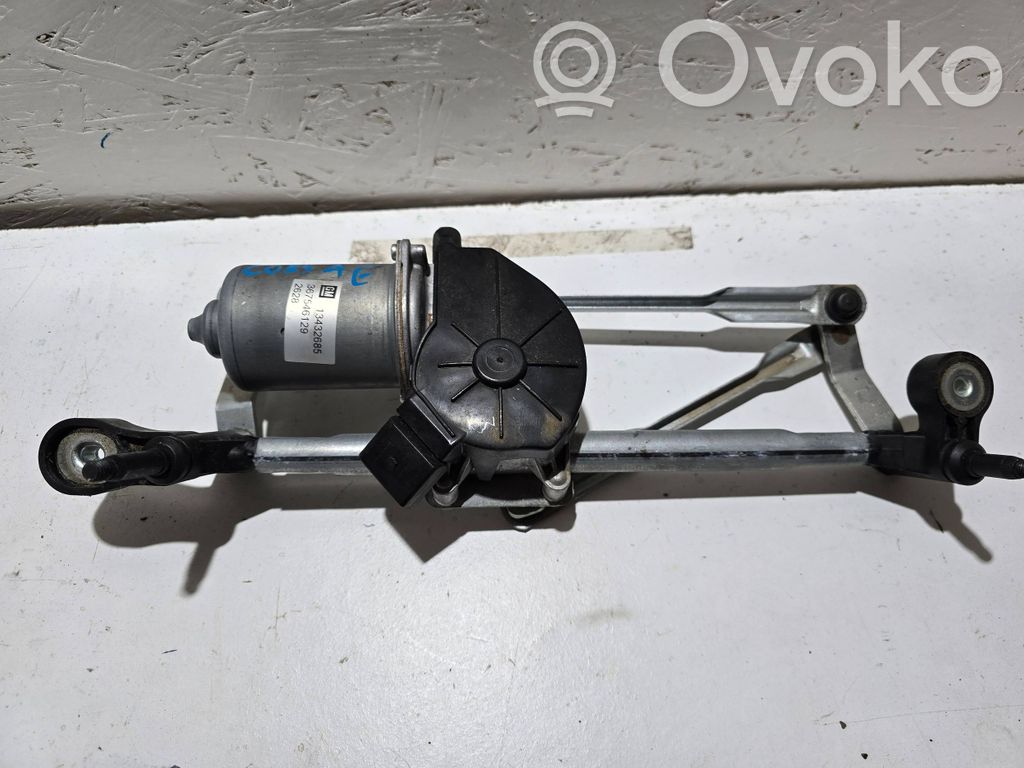 Opel Corsa E Valytuvų varikliukas 