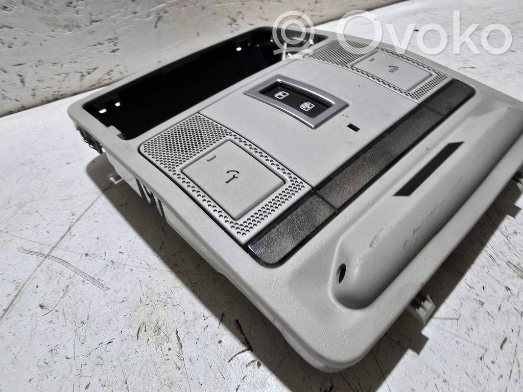 Land Rover Range Rover Evoque L538 Lampka podsufitki tylna 