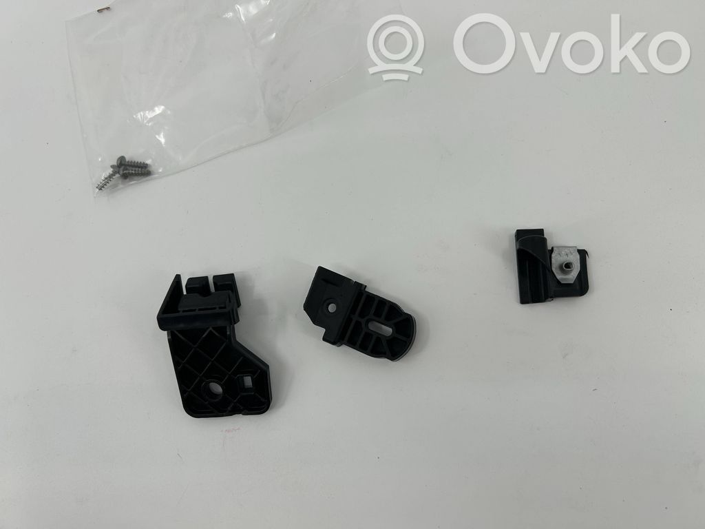 Headlight/headlamp mounting bracket