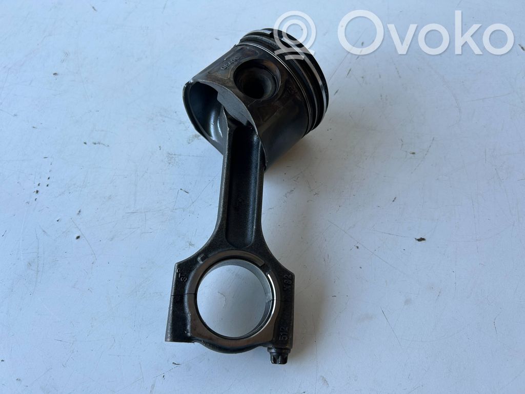 Piston with connecting rod