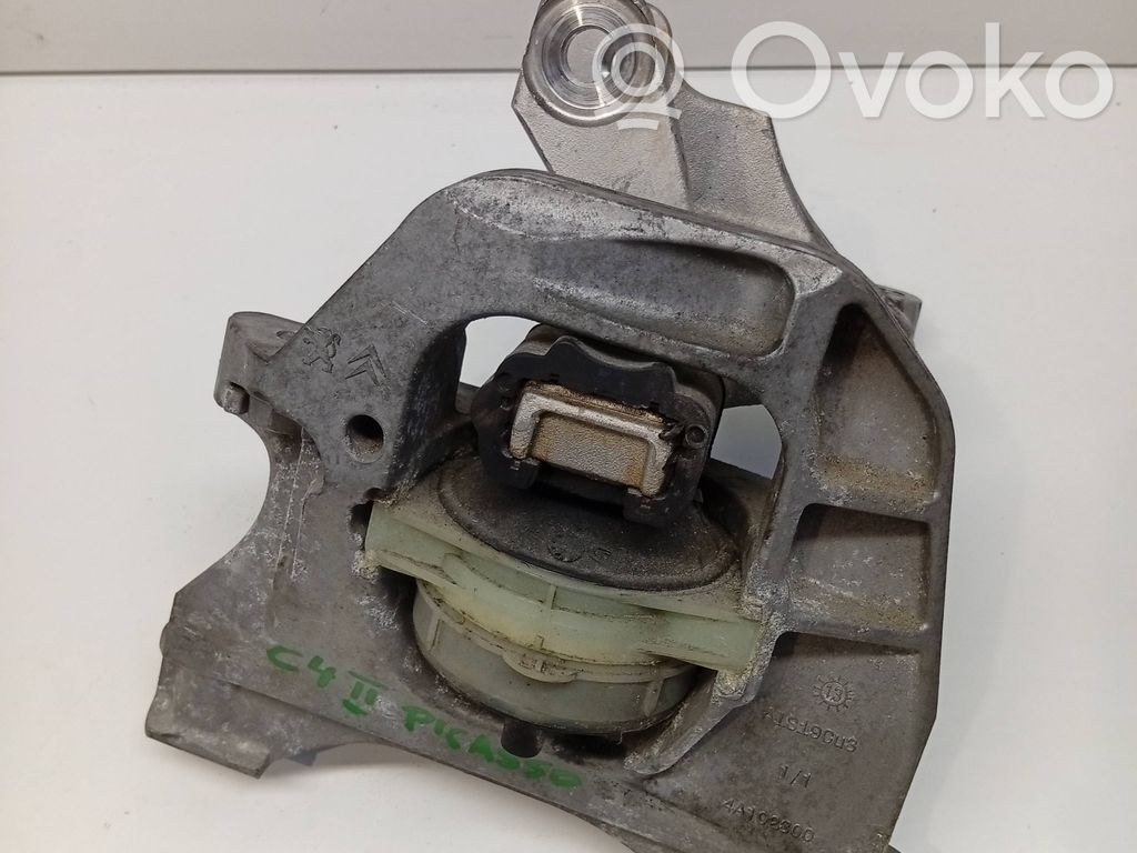 Citroen C4 II Picasso Engine mount vacuum valve 