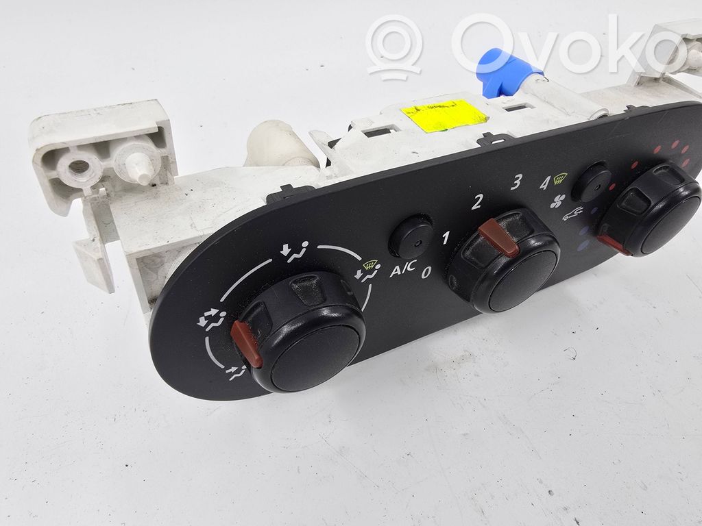 Renault Trafic III (X82) Panel klimatyzacji 