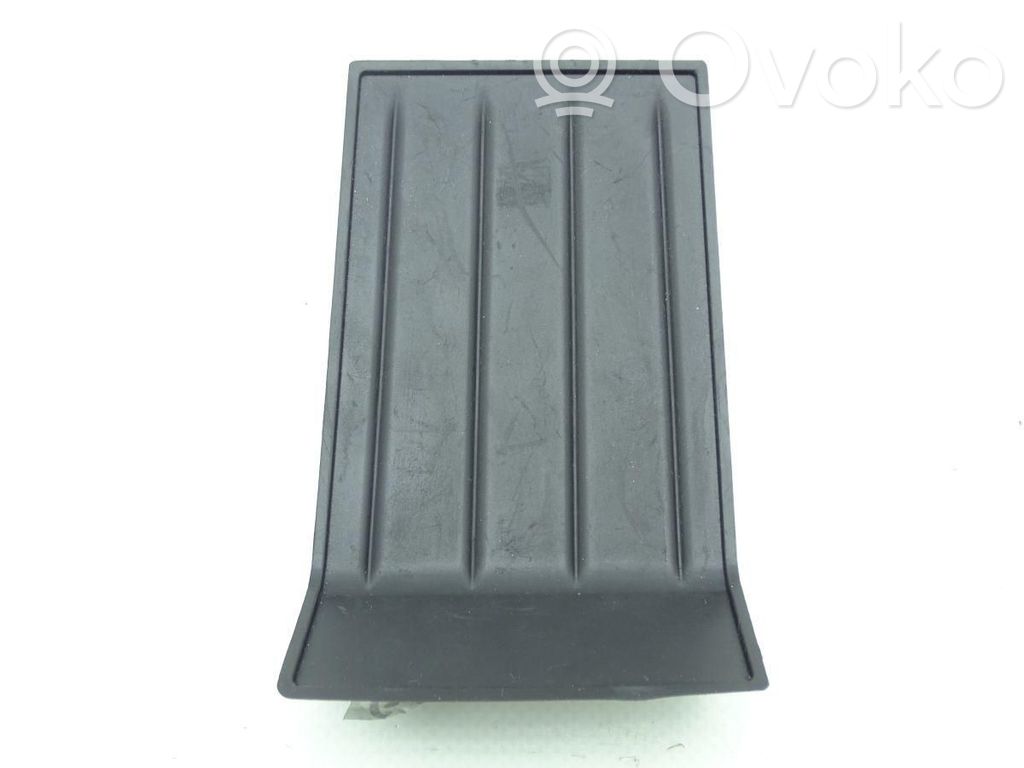 BMW 7 G11 G12 Glove box pad 