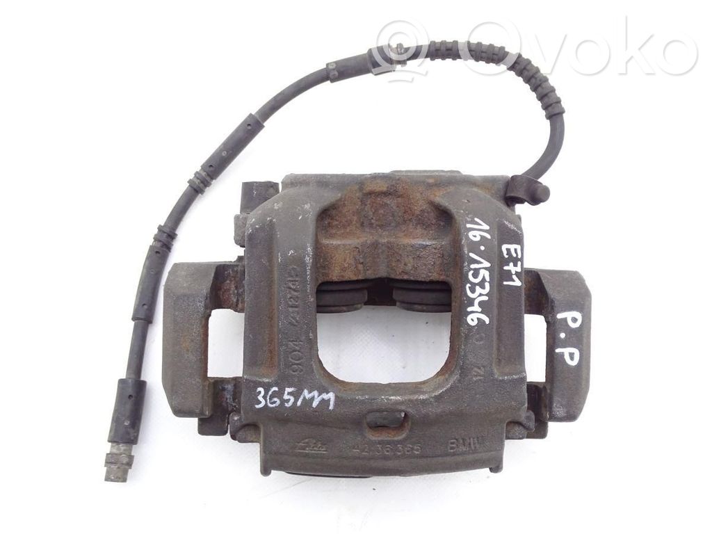 Front brake caliper