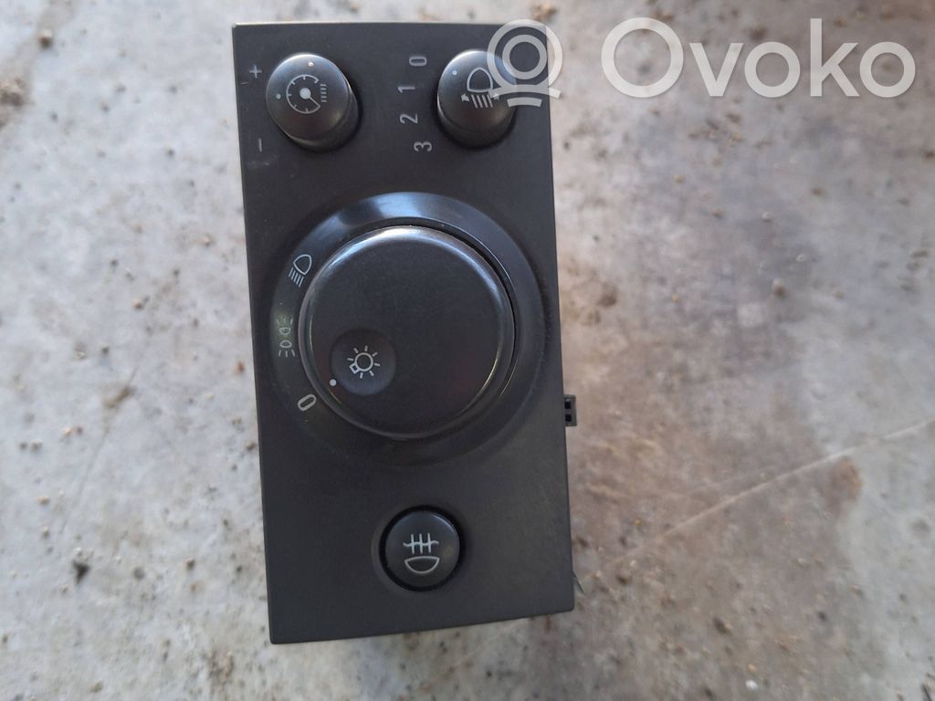 Light switch   13229538,LK04060063