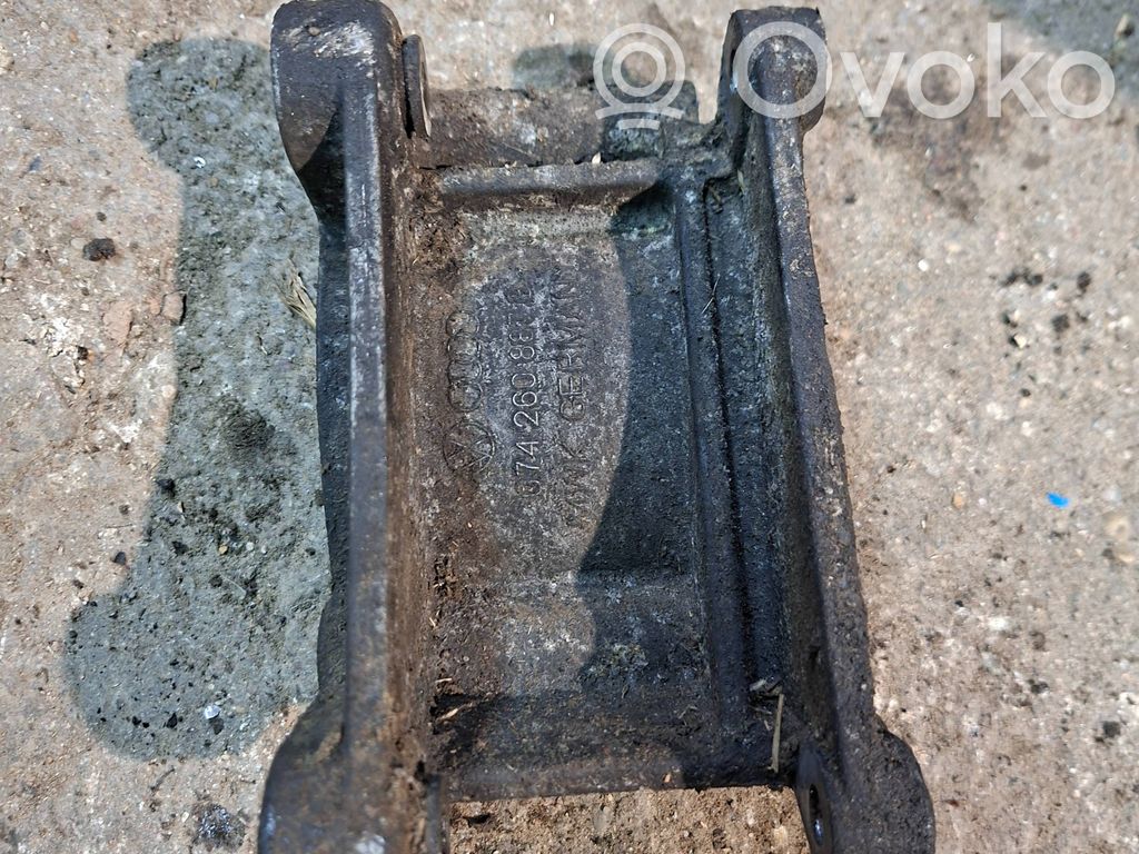 Volkswagen Transporter - Caravelle T4 A/C compressor mount bracket 